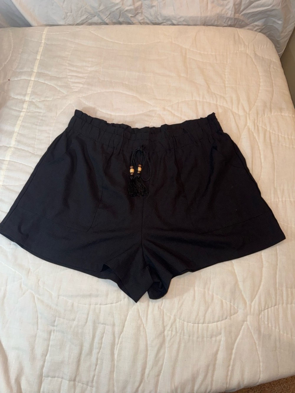 Black High-Waist Elastic Drawstring Shorts Flowy